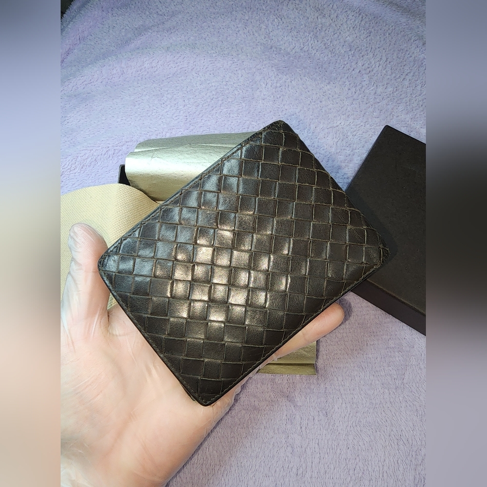 Bottega Veneta IntrecciatoLeather Bifold Wallet- Authentic